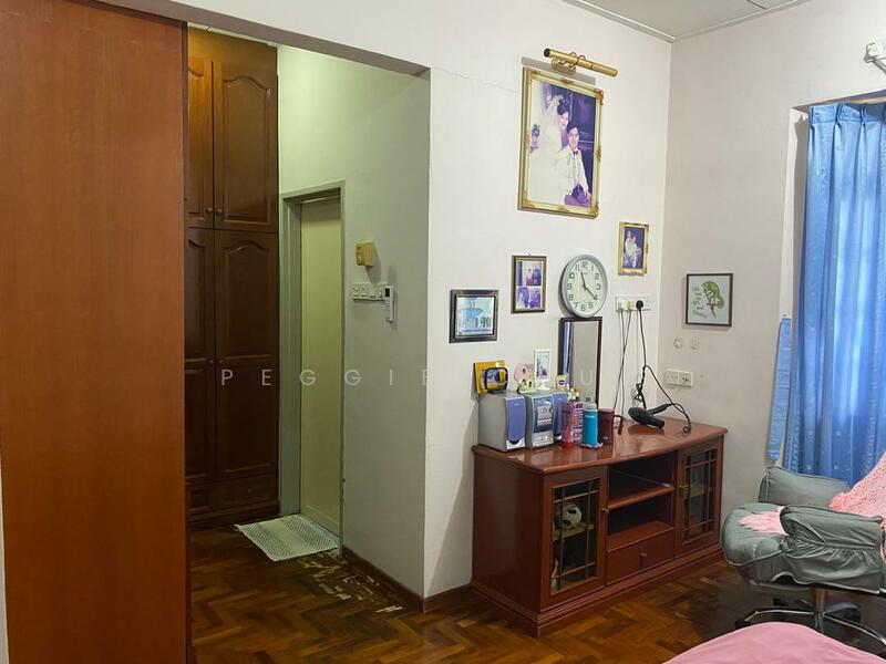 For Sale - Taman Daya - Jalan Nibong 48