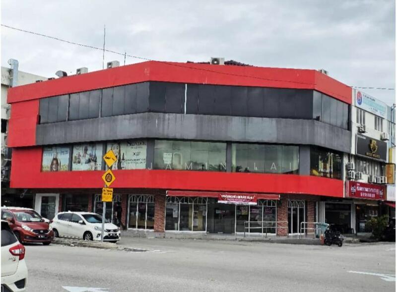 For Rent - SS2 PJ Ground & First Floor Shoplot (Corner) For Rent
