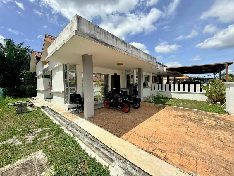 For Sale - Semi-Detached House at Telok Panglima Garang