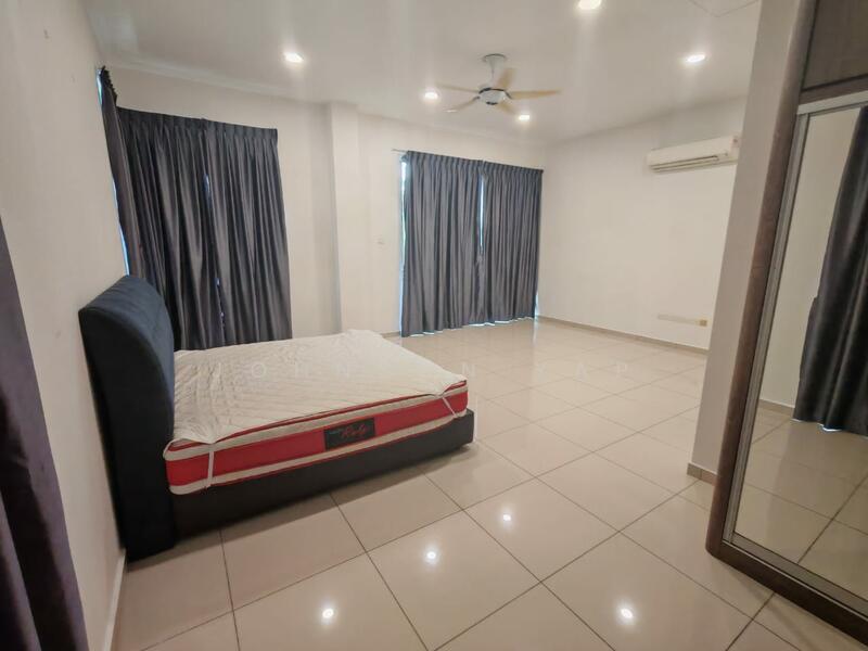 For Rent - Taman Nusa Sentral @ 3 Storey Shoplot