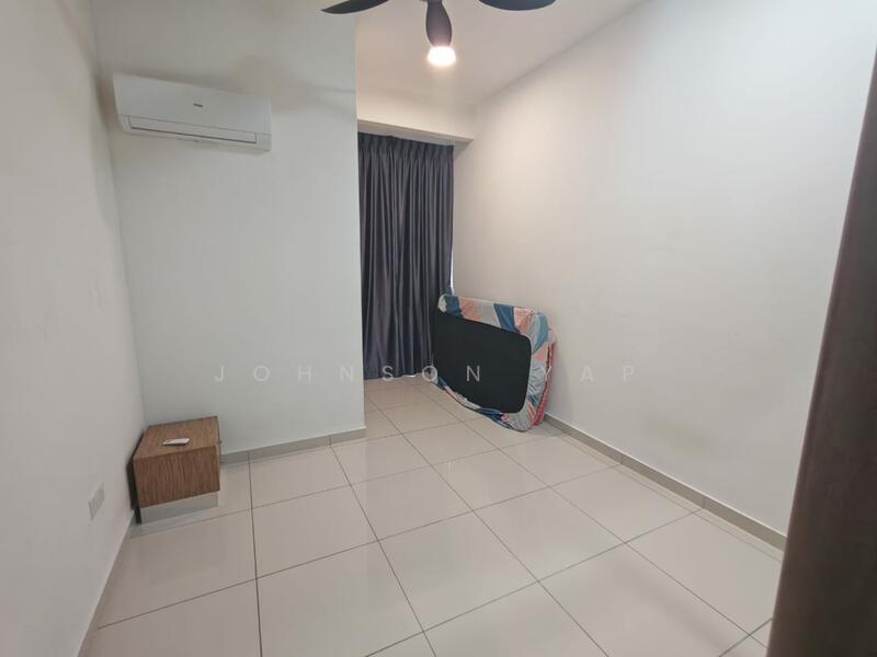 For Rent - Taman Nusa Sentral @ 3 Storey Shoplot