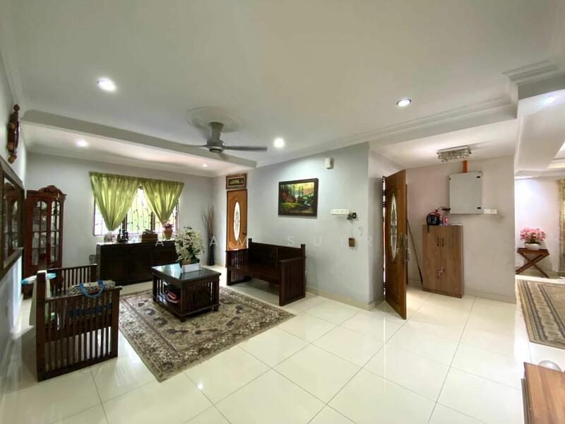 Untuk Dijual - Semi-Detached House at Seksyen 9