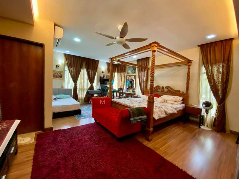 Untuk Dijual - Semi-Detached House at Seksyen 9