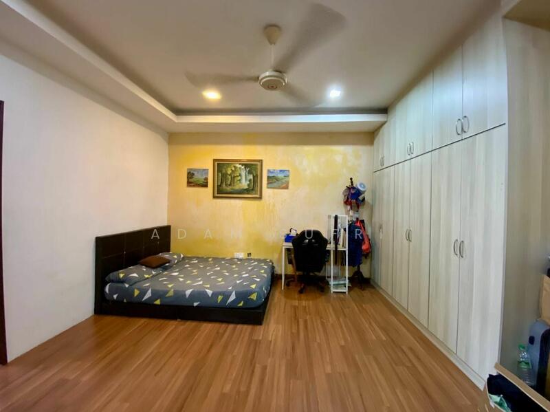 Untuk Dijual - Semi-Detached House at Seksyen 9