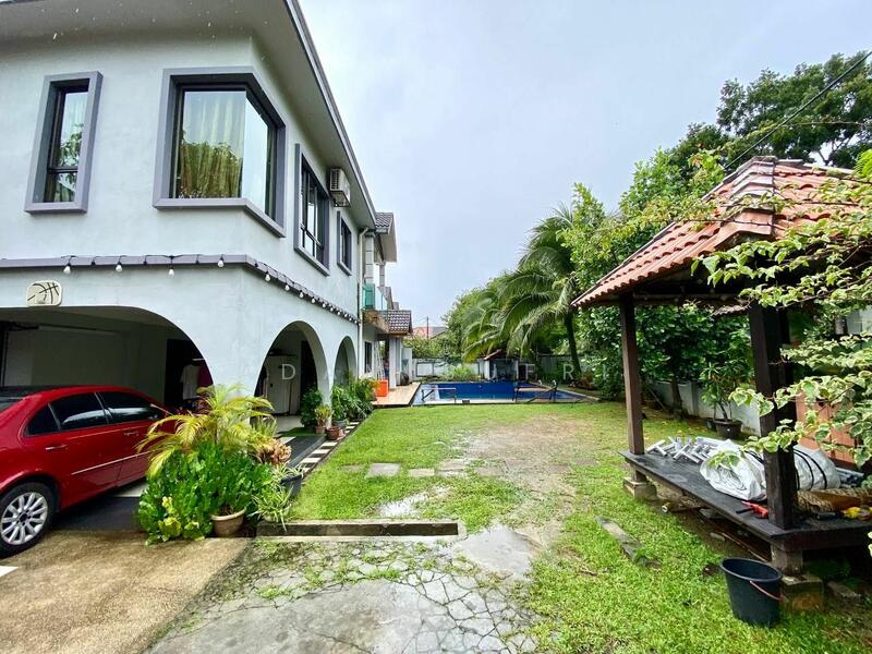 Untuk Dijual - Semi-Detached House at Seksyen 9