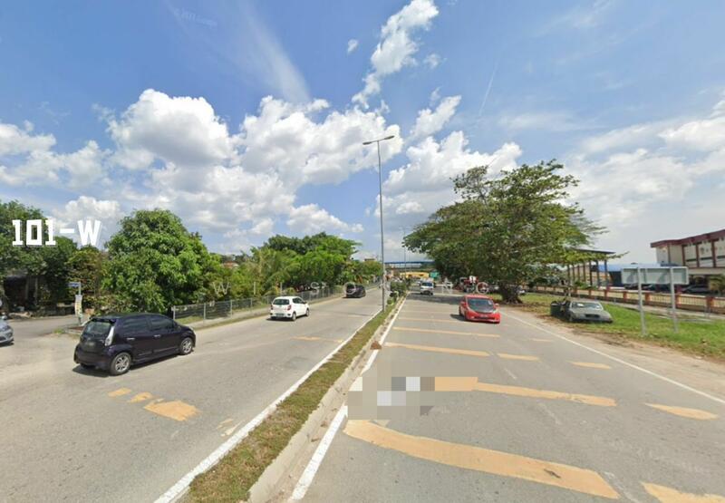 Untuk Dijual - Commercial land at Pekan Dengkil