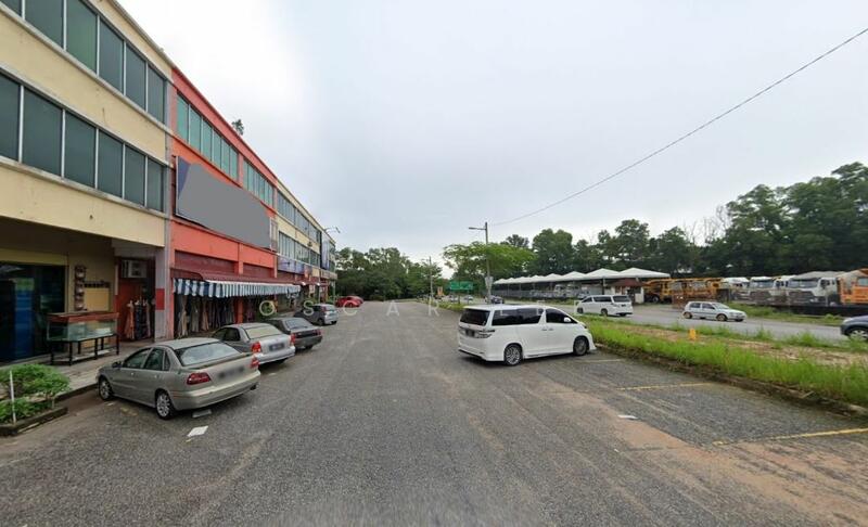 For Rent - ( Corner ) Rawang Ground Floor Main Road Shop For Rent Pusat Perniagaan Rawang Millenium
