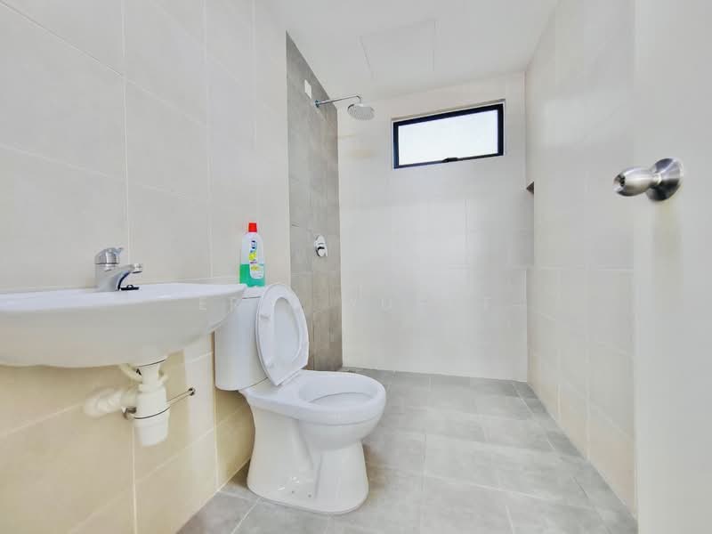 Condominium for Rent at Zahra Residensi - Erin Yusof - Bathroom - PropertyGuru.com.my
