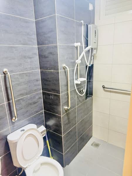 Service Residence for Rent at Horizon Suites - Erin Yusof - Bathroom - PropertyGuru.com.my