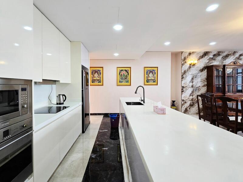 For Rent - Condominium @ The Troika