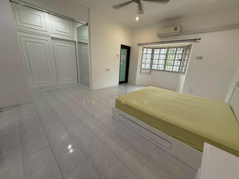 2-storey Terraced House for Sale in Teluk Kumbar (Penang) - Li Fang - PropertyGuru.com.my