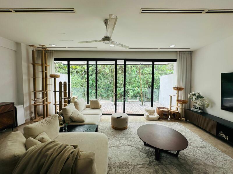 For Sale - 4-storey Terraced House at Desa Sri Hartamas