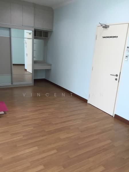 Rumah Berkembar untuk Dijual di Ukay Perdana (Ulu Kelang) - Vincent Tan - Bedroom - PropertyGuru.com.my