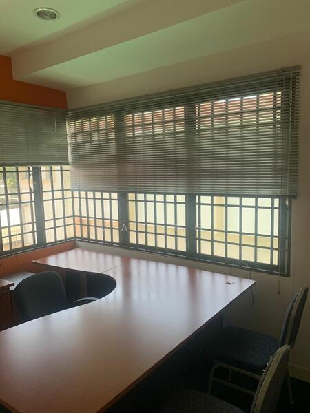 Untuk Disewa - Pulau Tikus Gurney Commercial Bungalow 11000sf Main Road Georgetown