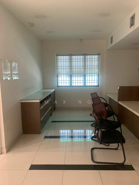 Untuk Disewa - Pulau Tikus Gurney Commercial Bungalow 11000sf Main Road Georgetown