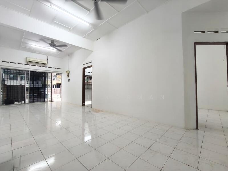 For Sale - Taman Intan Kluang