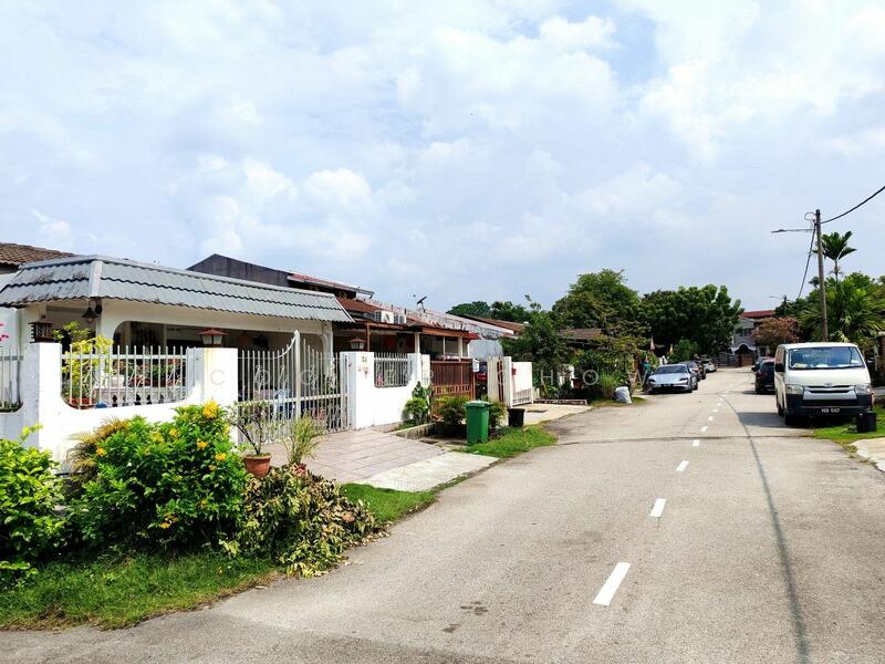 For Sale - 1-storey Terraced House at Taman Universiti Ss3