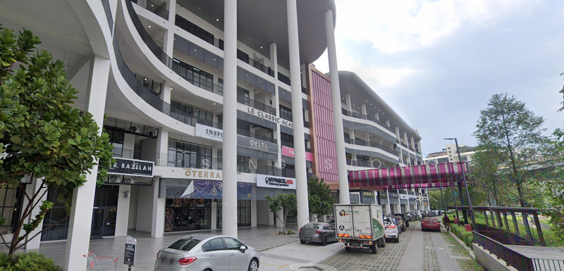 For Rent - (Facing Road) Emporis Kota Damansara