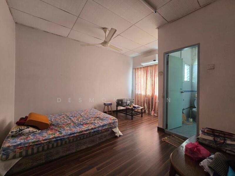 Untuk Dijual - 2-storey Terrace House at Damansara Kim