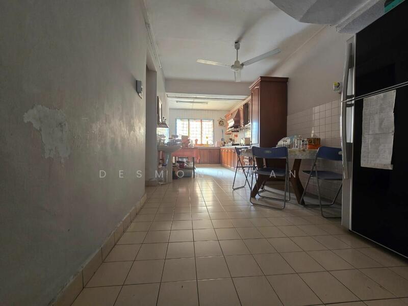 Untuk Dijual - 2-storey Terrace House at Damansara Kim