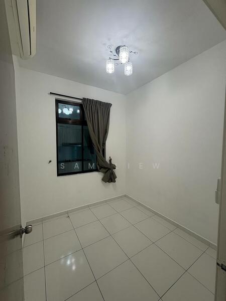 For Rent - Sky Gardens Residences