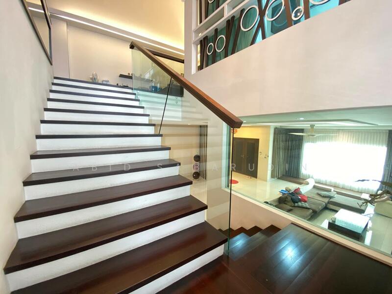 Untuk Disewa - Renovated 2.5 Storey Semi-D @ Jalan H, Taman Melawati