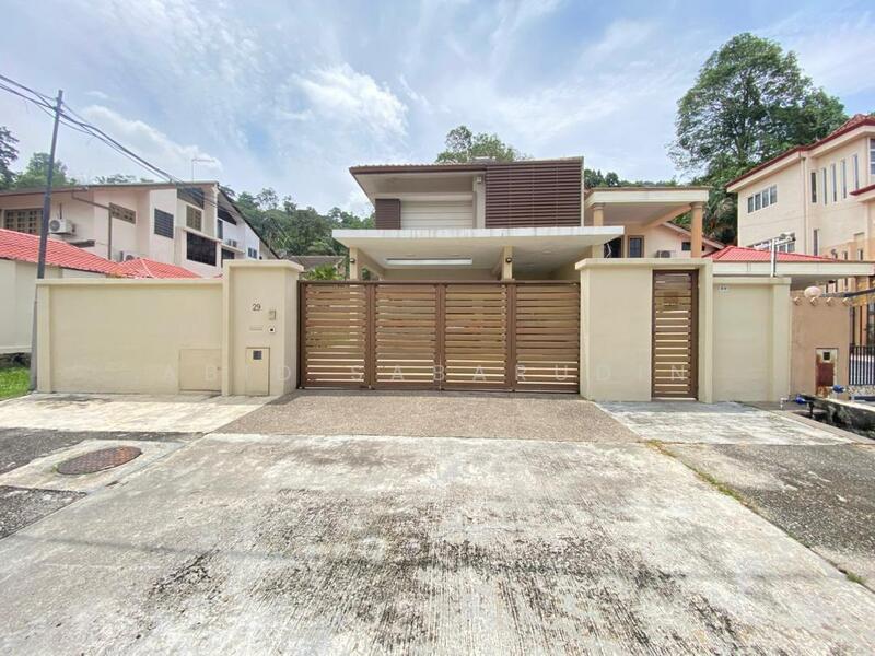 Untuk Disewa - Renovated 2.5 Storey Semi-D @ Jalan H, Taman Melawati