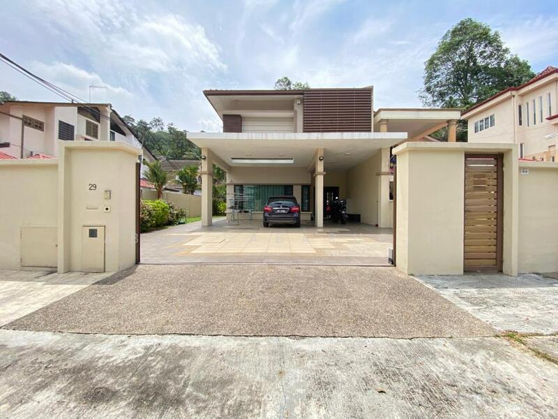 Untuk Disewa - Renovated 2.5 Storey Semi-D @ Jalan H, Taman Melawati