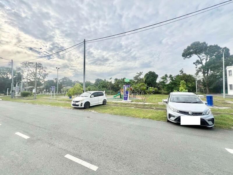 Facing Playground Double Storey, Taman Anugerah @ Sepang