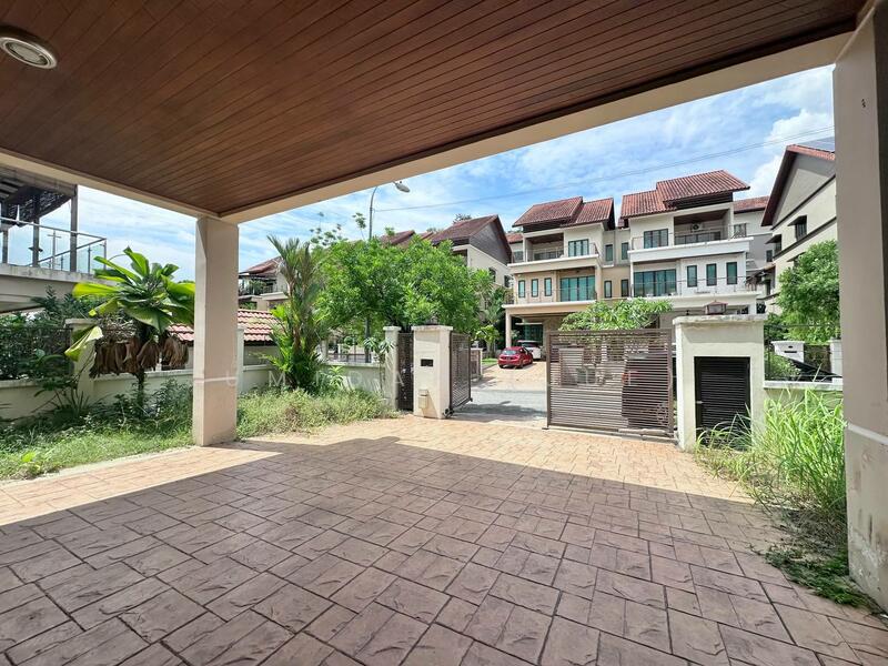 2-STOREY SEMI-D KIARA VIEW @ SRI HARTAMAS FOR SALE