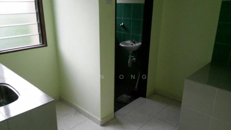 For Sale - Bungalow at Kampung Selayang Indah