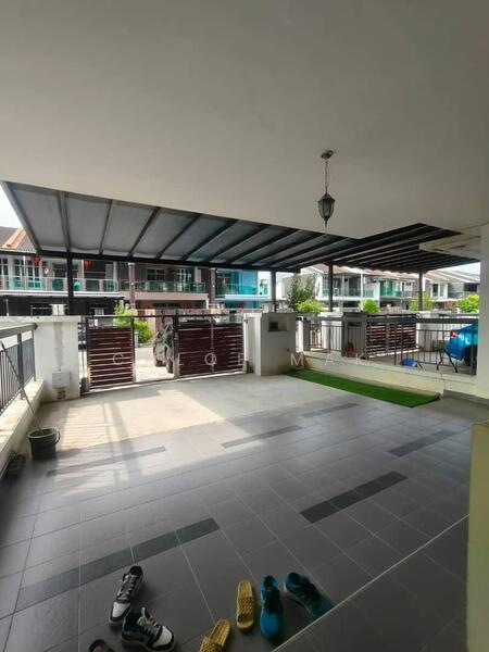 Untuk Disewa - mutiara rini mutiaras rinis