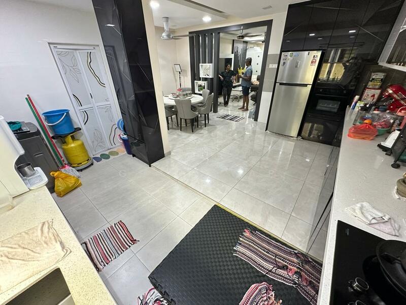 For Sale - Amerthyst 1 Emerald East