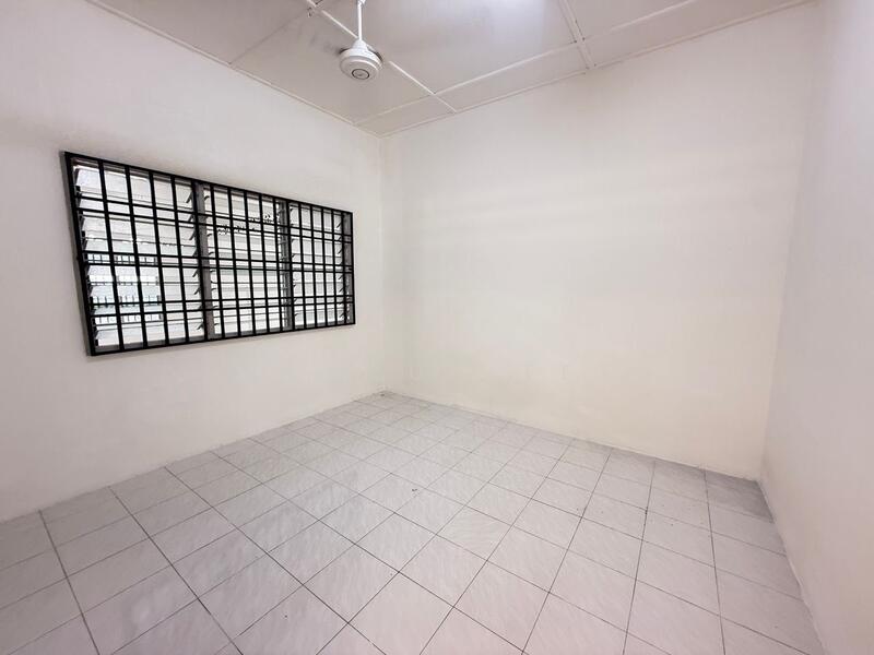Untuk Dijual - Batu Pahat Batus Pahats