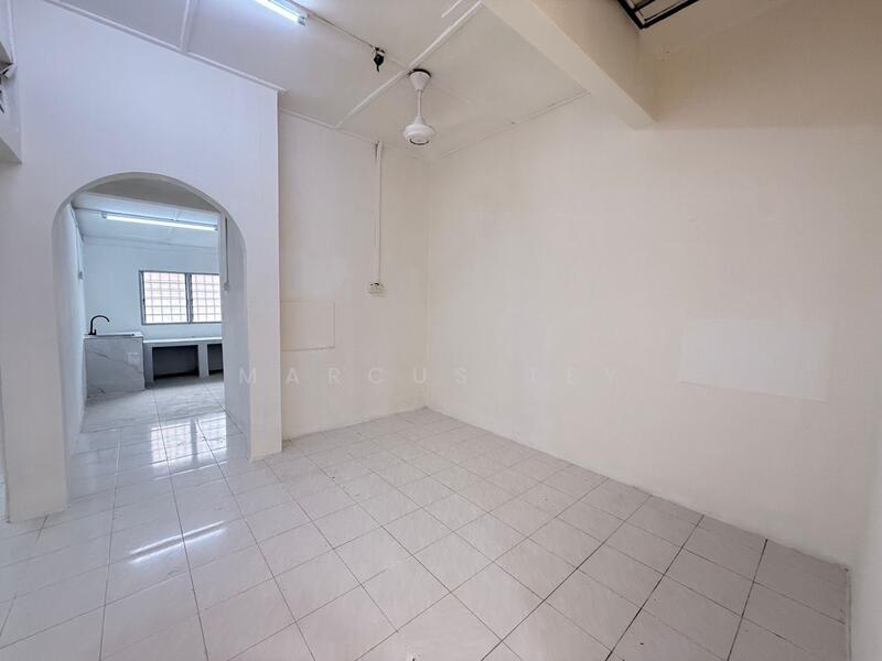 Untuk Dijual - Batu Pahat Batus Pahats