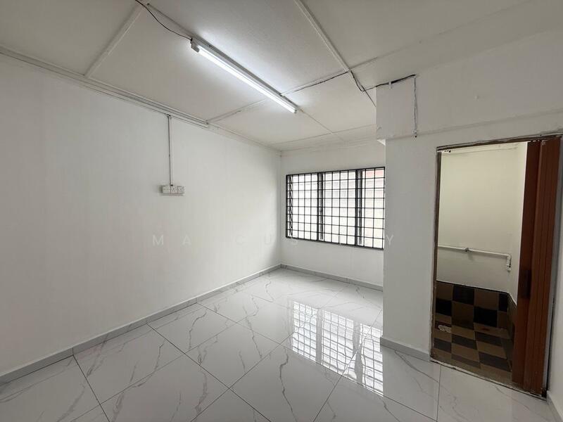 Untuk Dijual - Batu Pahat Batus Pahats