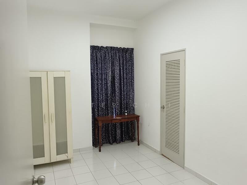 Untuk Disewa - Villa Kesuma Townhouse @ Bandar Tasik Kesuma