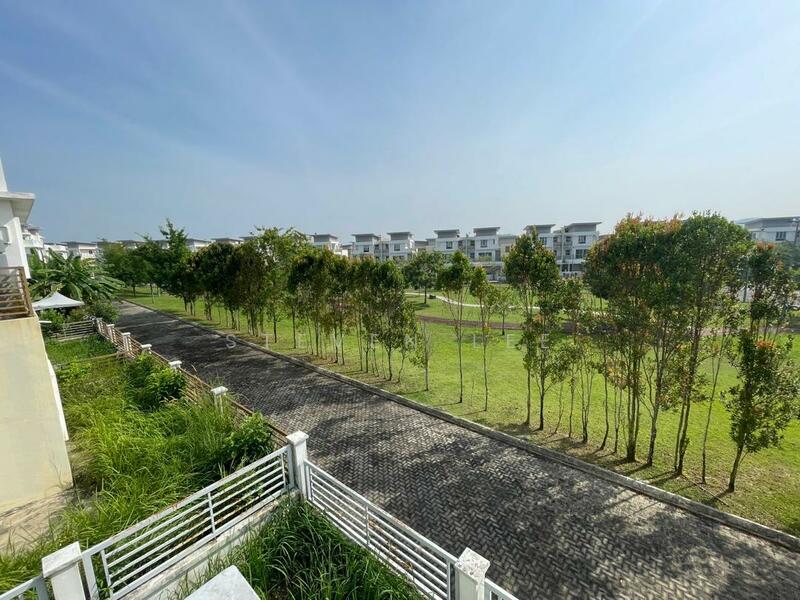 Untuk Dijual - [38x80] 3 Storey Semi D House, Regency Parc, Saujana Rawang