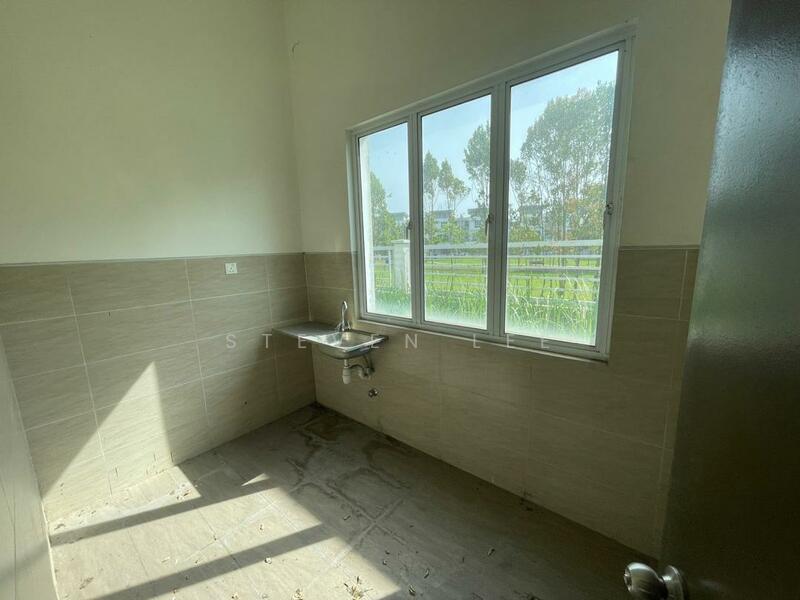 Untuk Dijual - [38x80] 3 Storey Semi D House, Regency Parc, Saujana Rawang