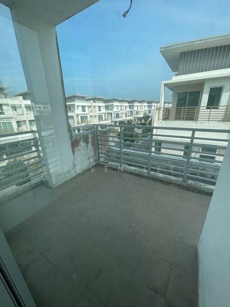 Untuk Dijual - [38x80] 3 Storey Semi D House, Regency Parc, Saujana Rawang