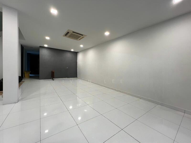 Untuk Dijual - 2-storey Terrace House at Taman Kelab Ukay