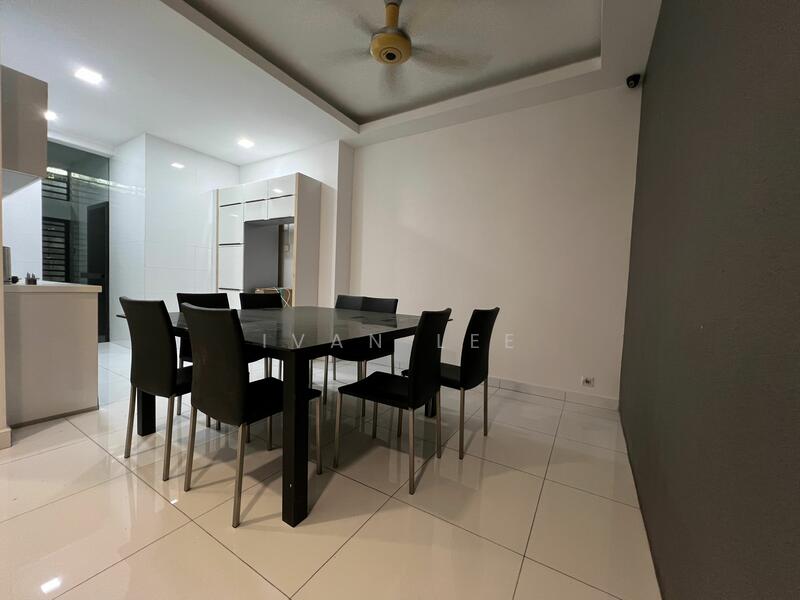 Untuk Dijual - 2-storey Terrace House at Taman Kelab Ukay