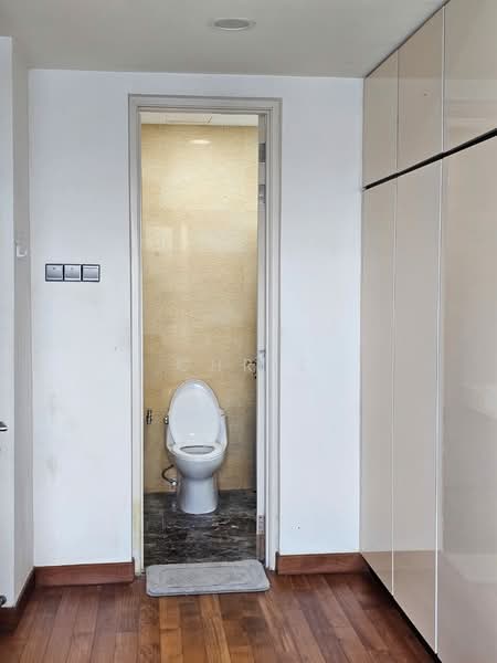 Service Residence for Sale at TriTower Residence @ Johor Bahru Sentral - Chris Liew - Bathroom - PropertyGuru.com.my
