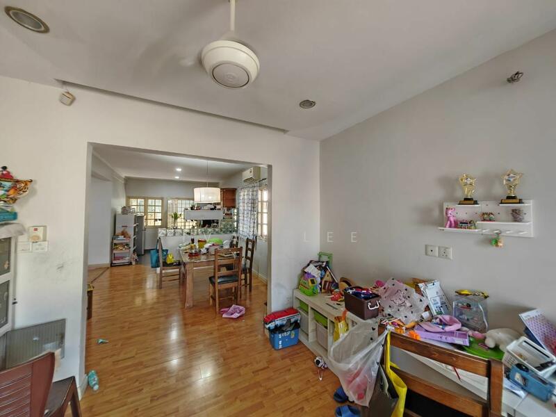 For Sale - Semi-Detached House at Seksyen 19