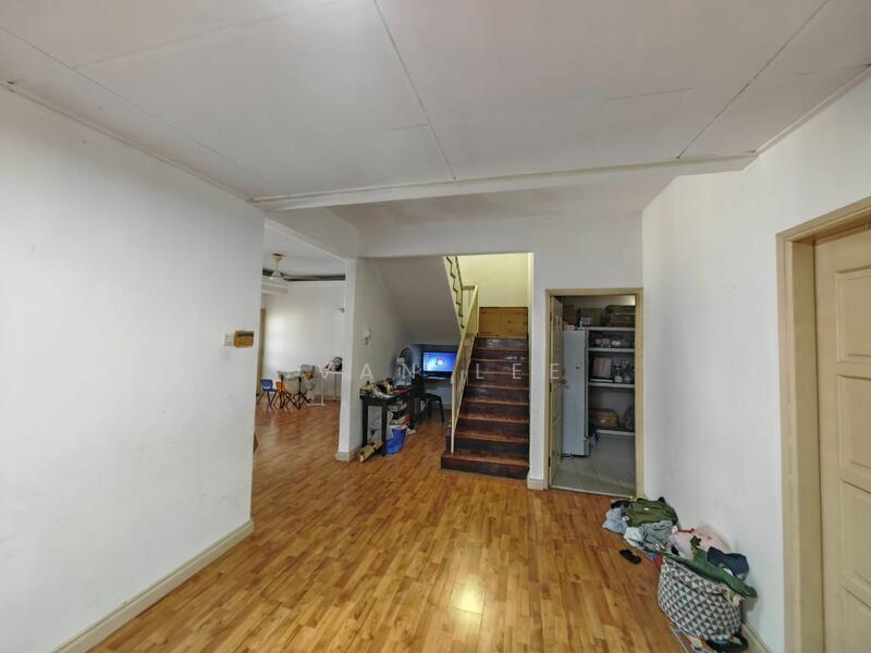 For Sale - Semi-Detached House at Seksyen 19