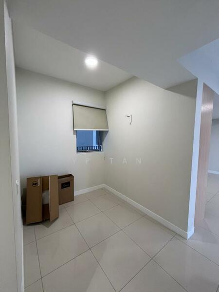 For Rent - Emerald Hill