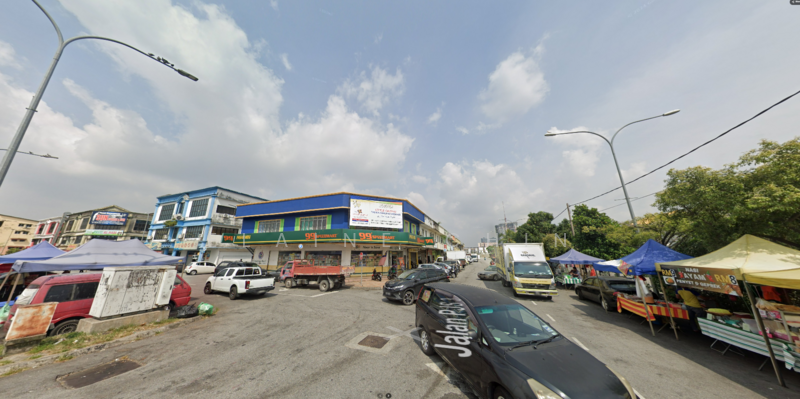 For Sale - PJ Taman Sri Manja 3 Storey Shop for Sale (Corner & Main Road)