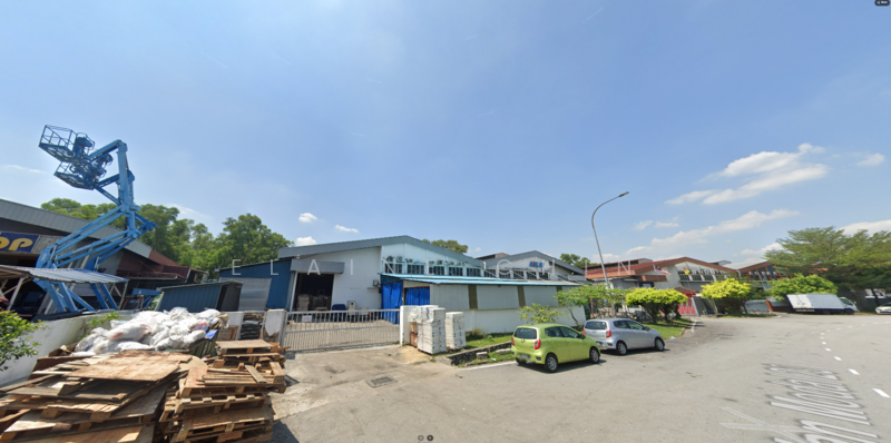 Untuk Dijual - Shah Alam Kawasan Miel 1.5 Storey Semi D Factory for Sale (2 Adjoining)