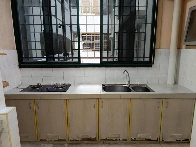 Untuk Disewa - Kenanga Apartments