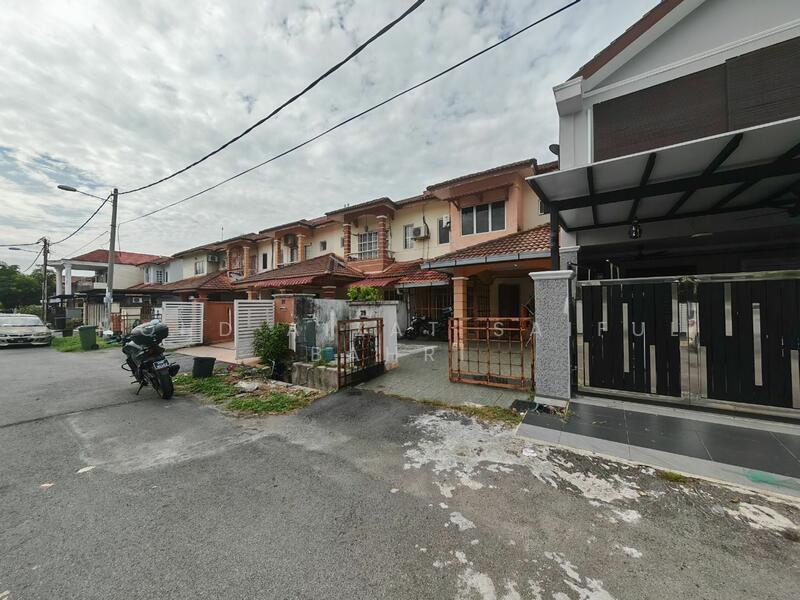 For Sale - 2-storey Terrace House at Seksyen 3
